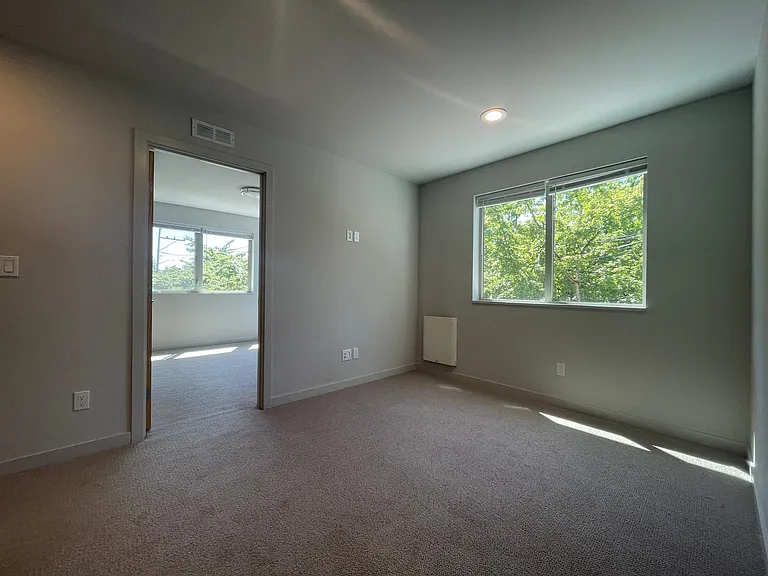 2/F bonus space