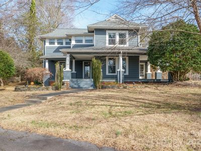 1740 12th Street Dr NW, Hickory, NC, 28601