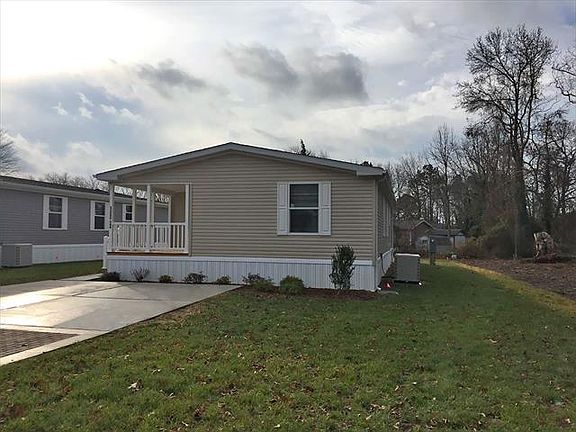 2nd image of 33260 Marlin Ct
