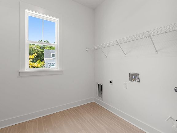 2nd image of 1345 Heswall Alley Lot 304 Banbury ph. 2-B