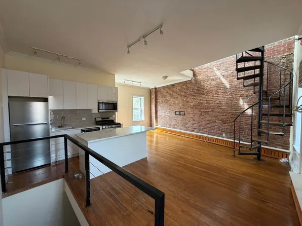 473 Saint Marks Pl #2, Staten Island, NY 10301