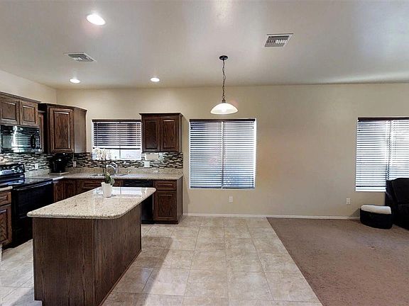 3rd image of 4539 S Agave Ave