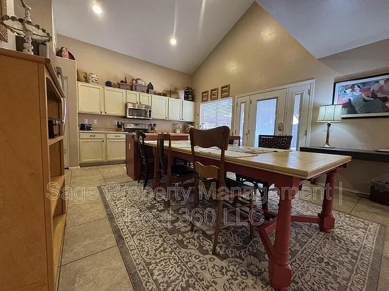 4283 E Shannon St — Photo 5