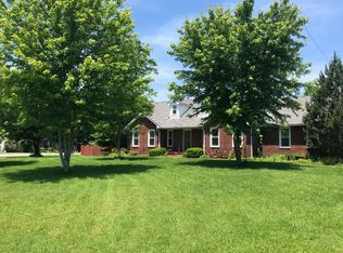 2822 Biggers Dr, Thompsons Station, TN 37179