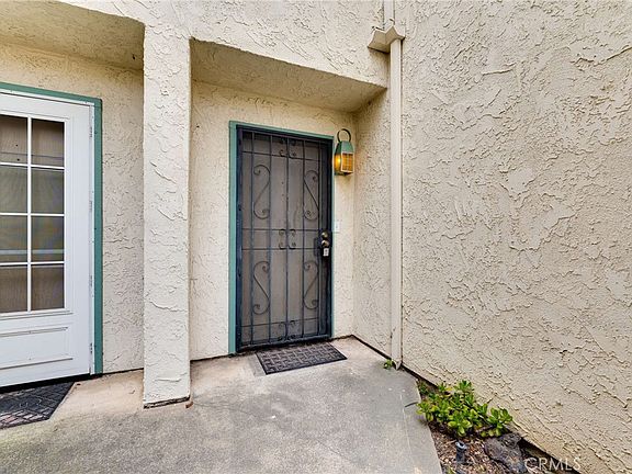 3rd image of 13461 Pepperdine Ln