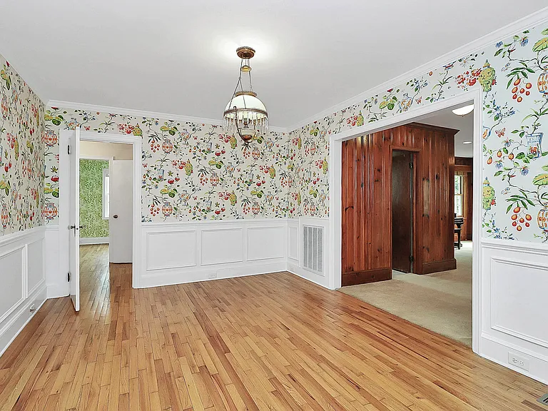 307 Ethan Ln — Photo 11