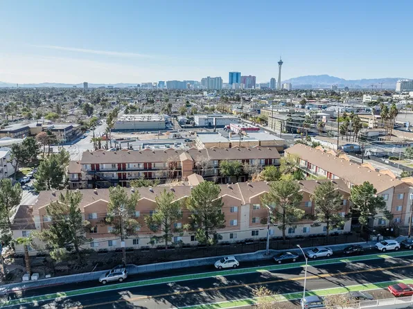 Fremont Villas