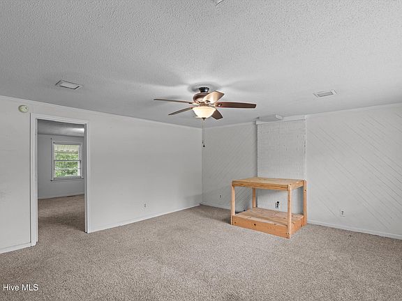5th image of 6374 Columbia Road