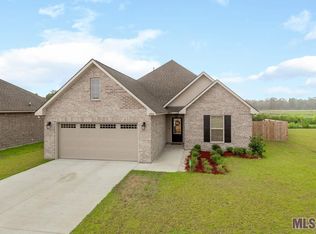 6706 Benoit Dr, Addis, LA 70710