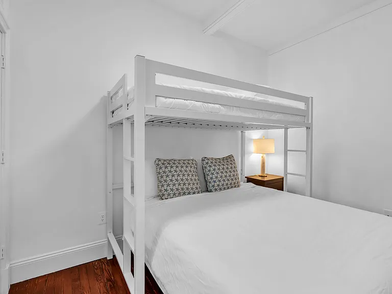 606 5th Ave #BACK HOUSE — Photo 13