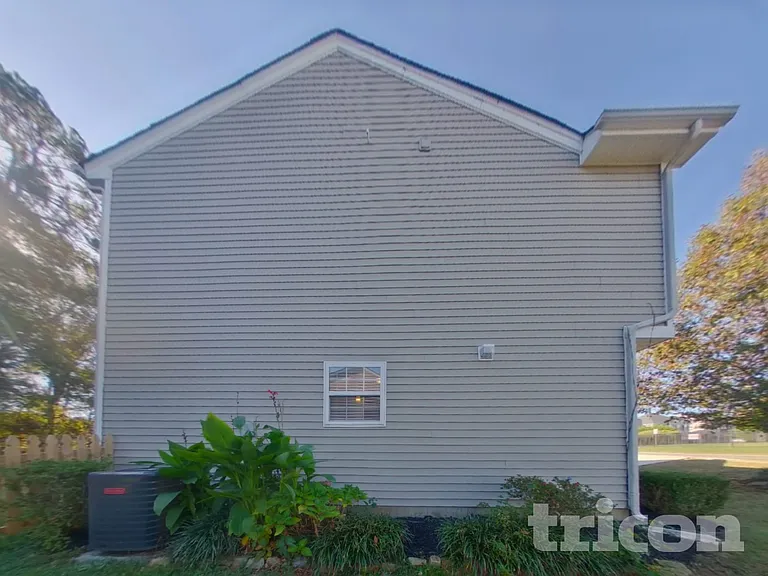 7310 Ravanna Dr — Photo 16
