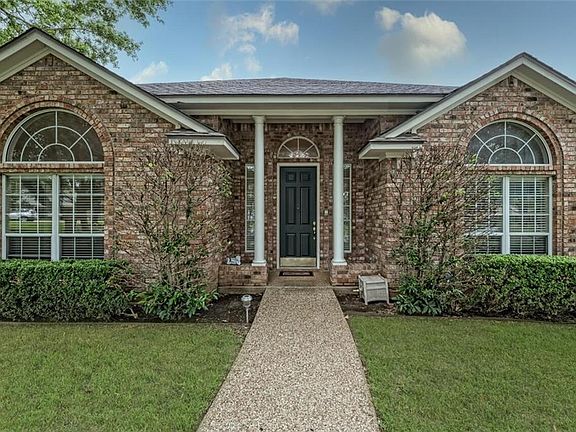2nd image of 801 Meadow Mountain Dr