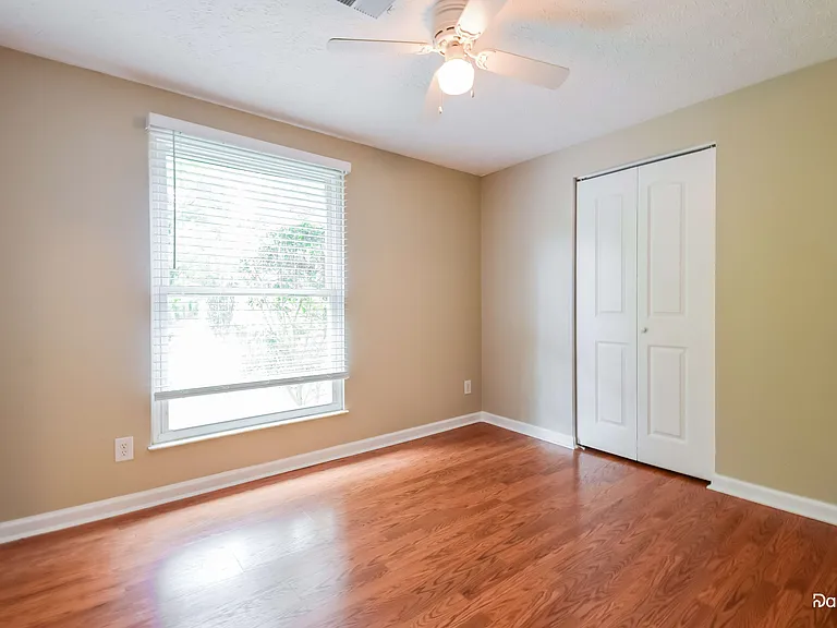 5219 Martins Crossing Rd — Photo 13