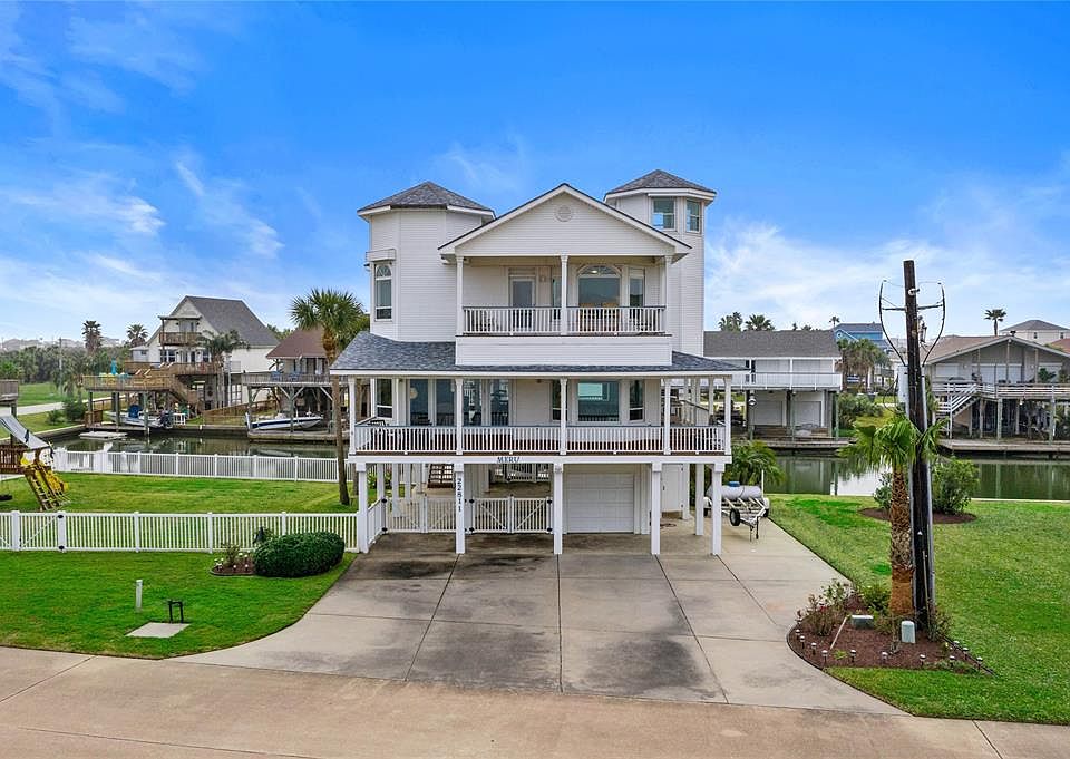 22811 Chiquita ; Terramar Beach ; Galveston, Texas 77554