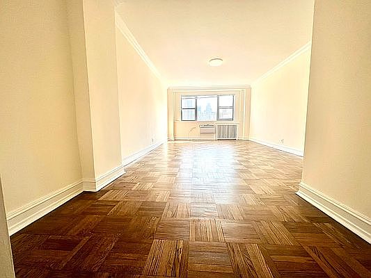 1st image of 420 E 79th St APT 10F