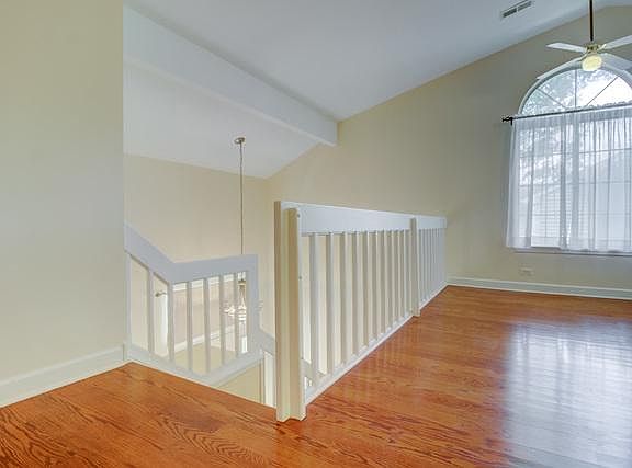 3rd image of 107 Winchester Dr Unit B