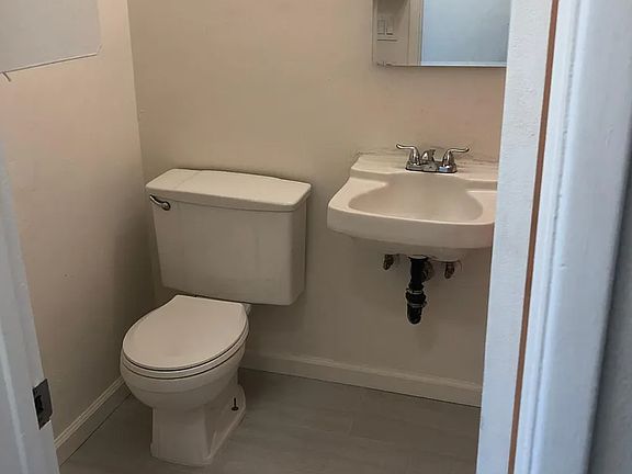 4th image of 1479 Missouri St APT F