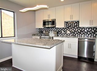 1925 Valley Ter SE, Washington, DC 20032