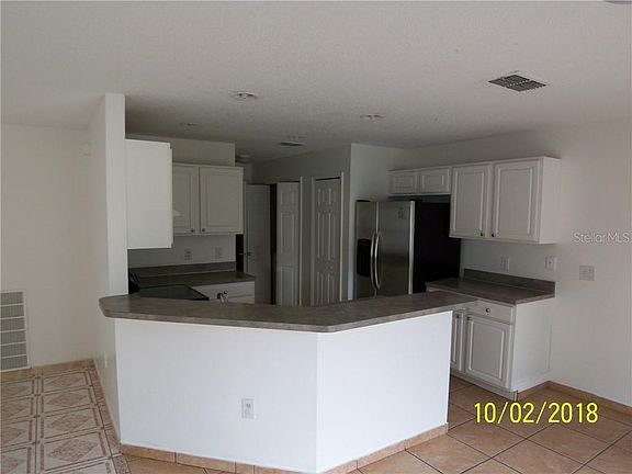 2nd image of 2408 Knightsbridge Blvd