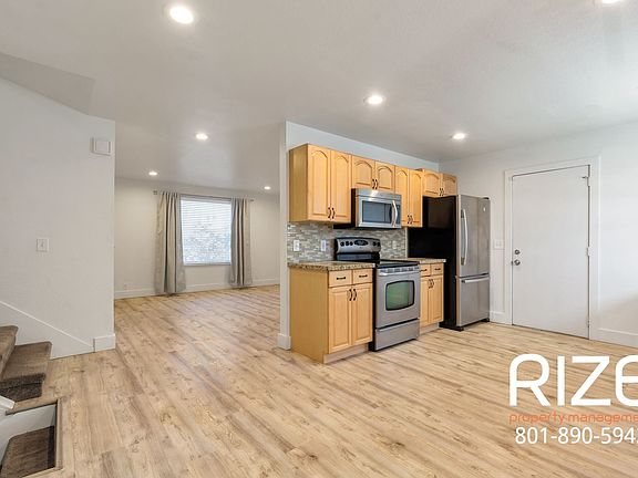 4th image of 10223 S Countrywood Dr