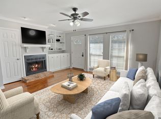 9007 Highland Rd APT 8, Baton Rouge, LA 70810