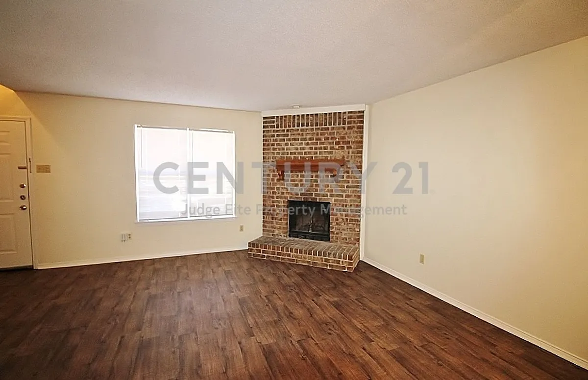 Building Photo - 122 Country Bend Dr