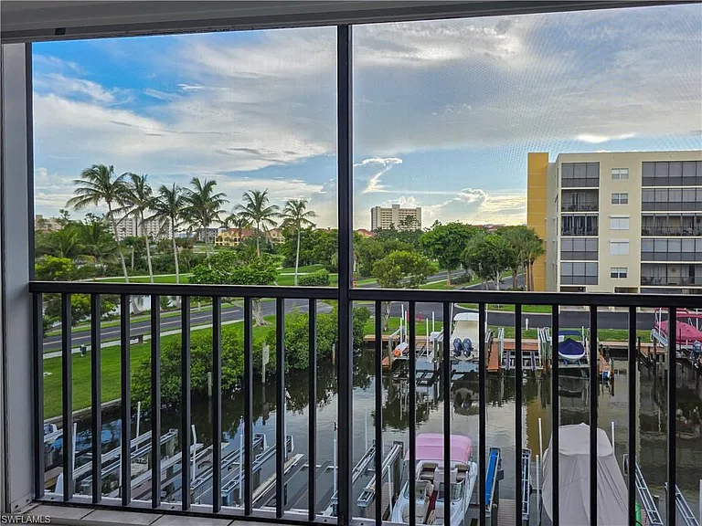4371 Bay Beach Ln #313 — Photo 5