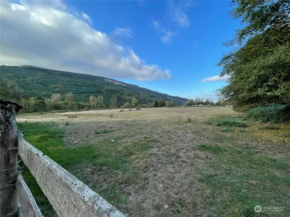 2410 Cruse Road, Sedro Woolley, WA 98284