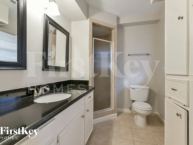 214 Oakwood Dr — Photo 10