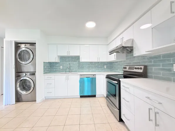 6100 Tiffany Blvd #19, Richmond, BC V7C 5A8