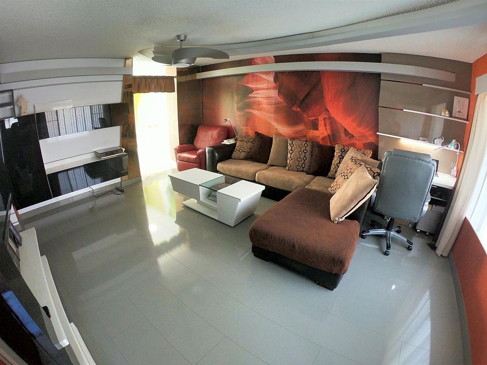 1st image of 2421 Country Club Blvd #C7