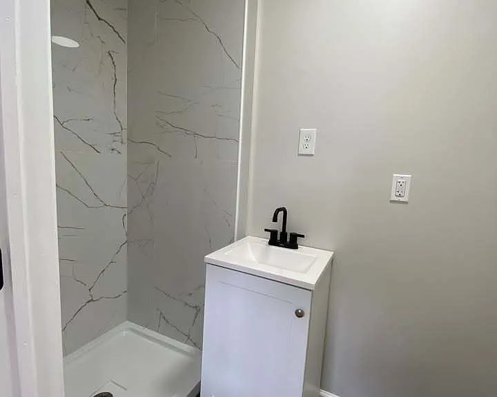 2431 E Fayette St #2 — Photo 5