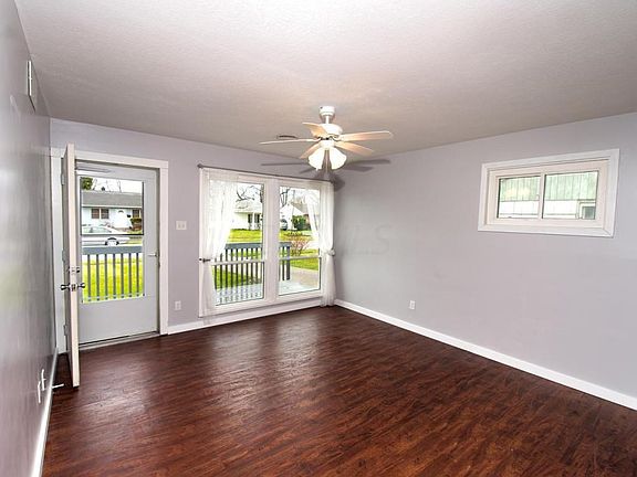 5th image of 3517 Stephen St