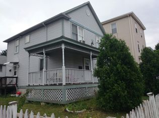 102 Hamilton St, Dorchester, MA 02125