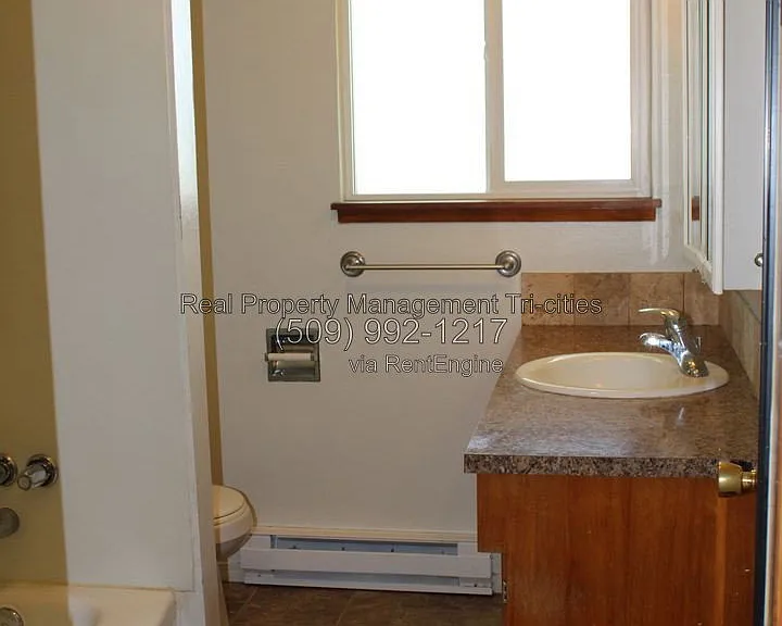 1606 W 7th Ave #A — Photo 11