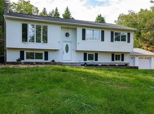 178 Hillside Lake Rd, Wappingers Falls, NY 12590