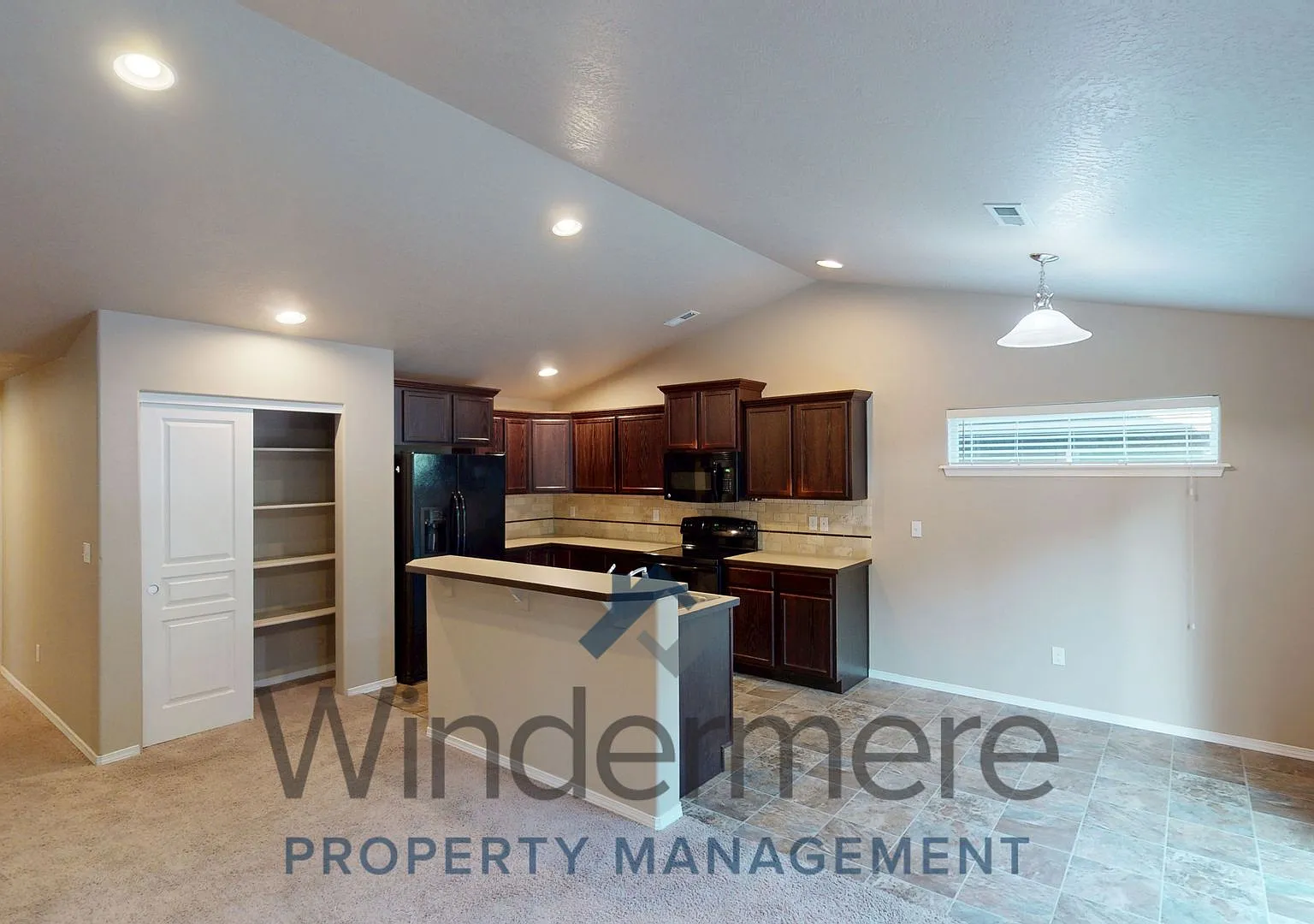 1310 SW Greeley *Homestead Acres* *New Virtual Tour!* — Photo 3