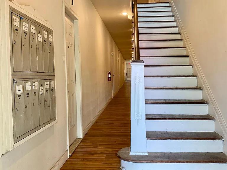 512 E Dewey Pl #5 — Photo 12