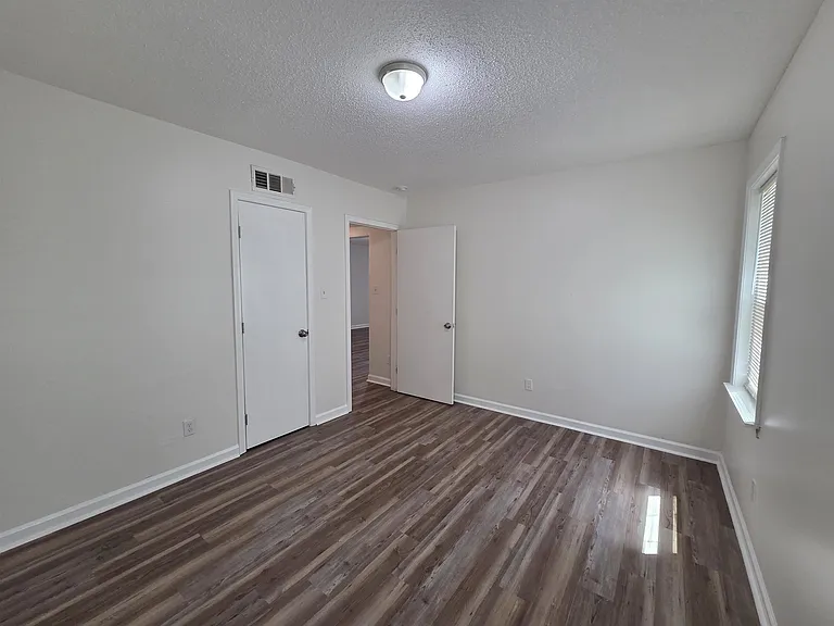 1495 Alta Vista Ave — Photo 13