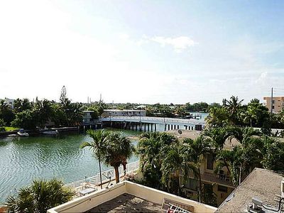 8400 Byron Ave APT 4E, Miami Beach, FL, 33141