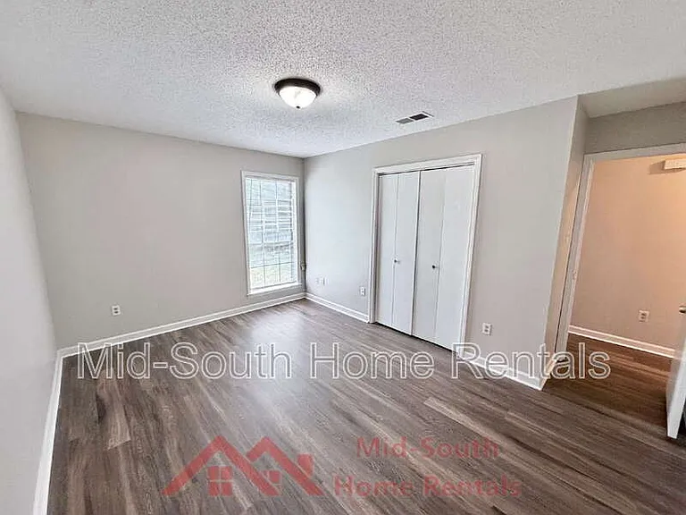 4505 Villagreen Dr — Photo 13