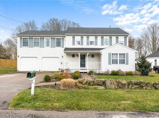 6 Pickering Dr, Westerly, RI 02891