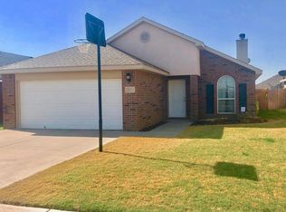 2017 100th St, Lubbock, TX 79423