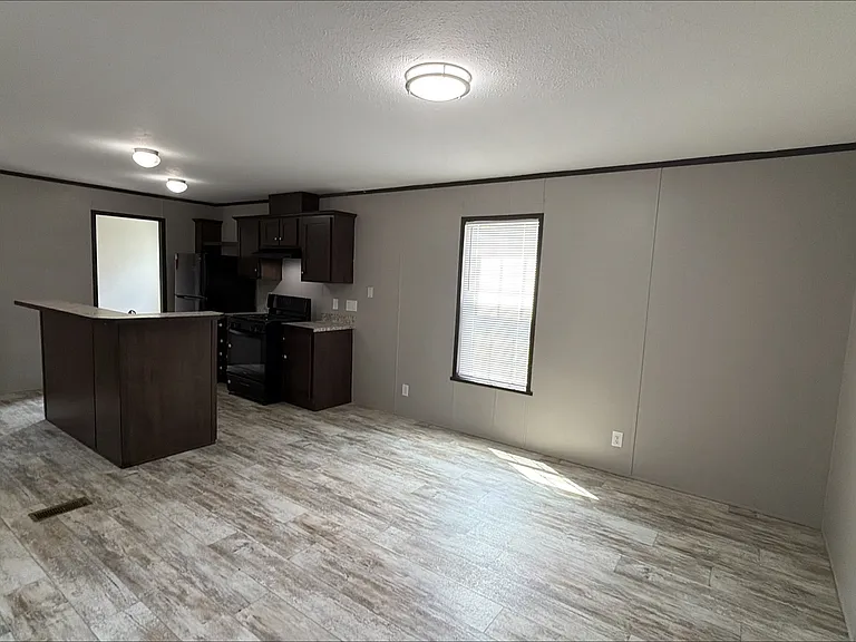 5913 W Maple #158 — Photo 3