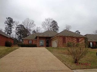 107 Sara Fox Dr, Brandon, MS