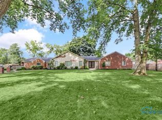 3655 Woodley Rd, Toledo, OH 43606
