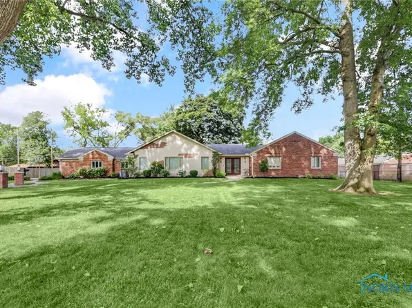 3655 Woodley Rd, Toledo, OH 43606