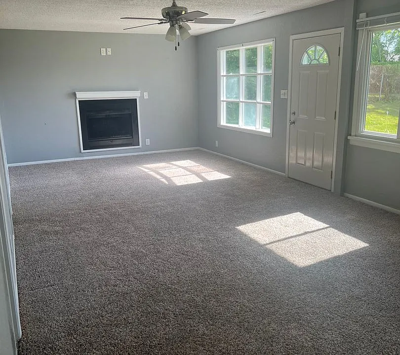 1 Oakland Ln NE