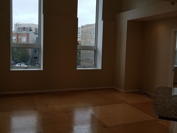 2nd image of 1312-14 N Clybourn Ave #2-2F