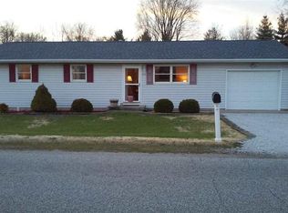 963 Pike St, Clinton, IN 47842